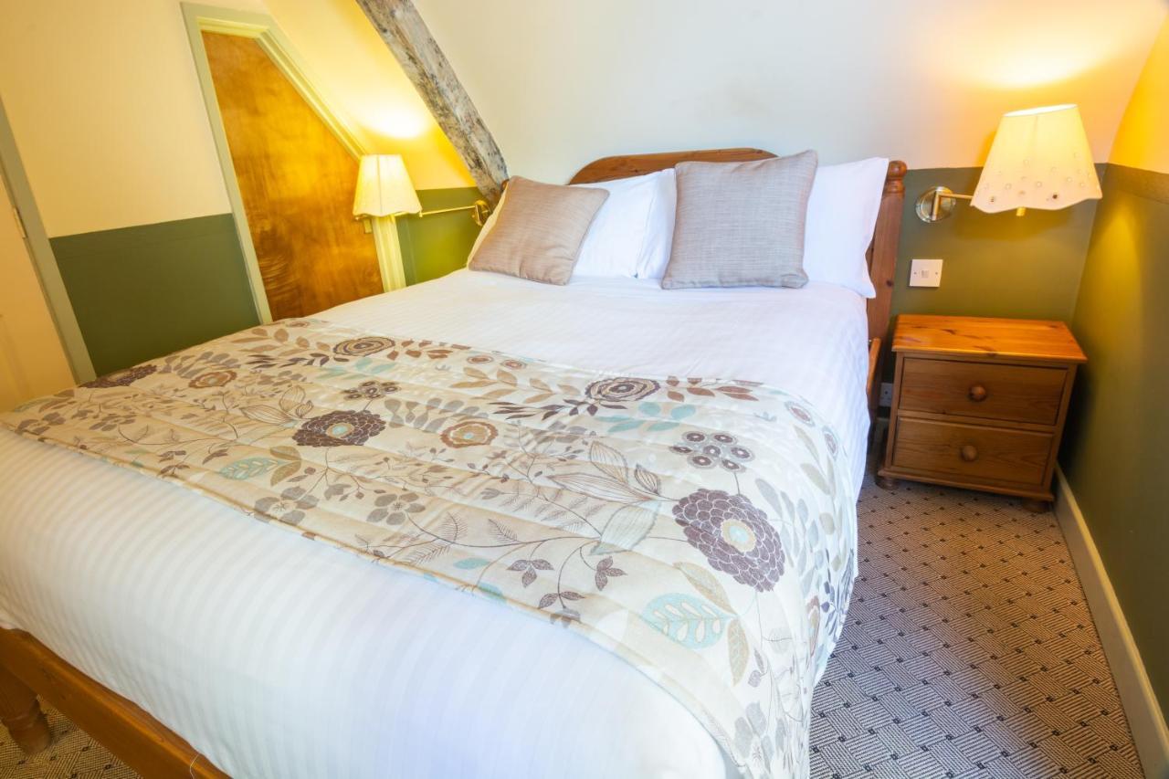 יאוביל The Half Moon Inn And Country Lodge מראה חיצוני תמונה